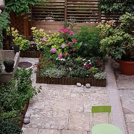 Beaune City Suite 아파트 *
