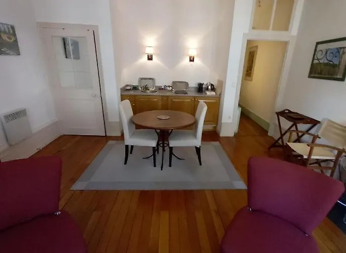 Beaune City Suite 본느